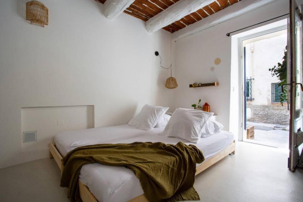 Vieil Antibes, Plage De Sable, Avec Parking Екстер'єр фото